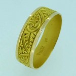 15ct Gold Ring Superbly Engraved. Click for more information...