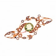 15ct Gold Peridot Seed Pearl Brooch. Click for more information...
