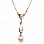 9ct Gold Art Deco Pearl Pendant. Click for more information...